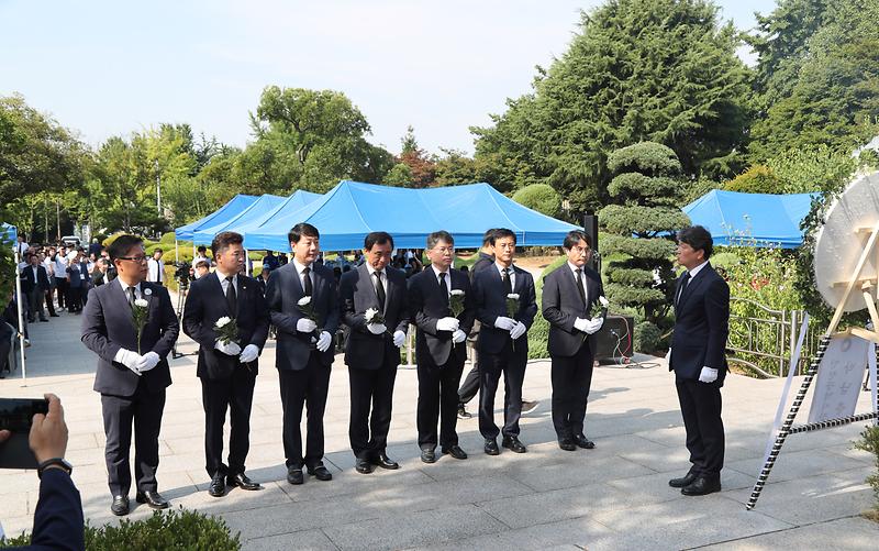 Young-1534497621955.jpg 이미지