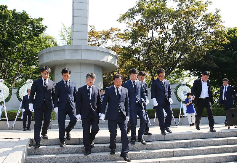 Young-1534497754940.jpg 이미지