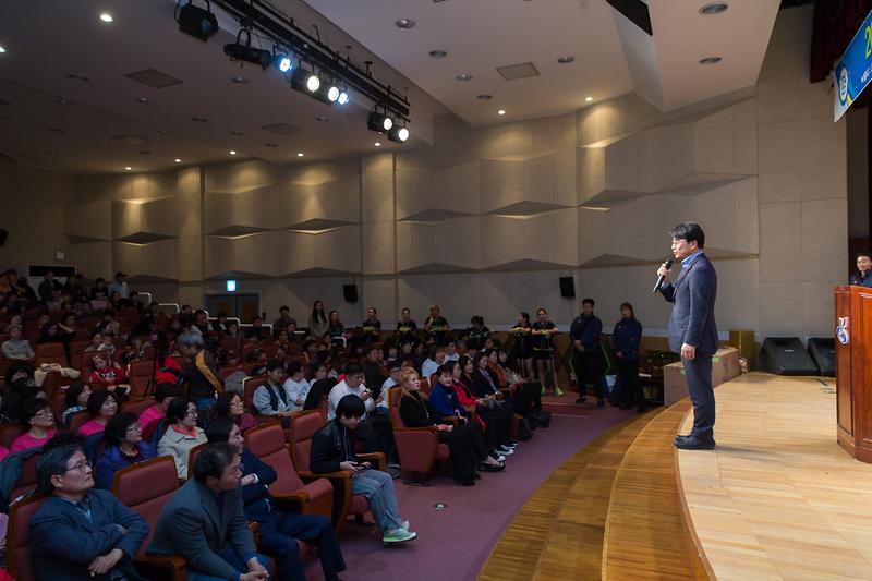 Young-1612.jpg 이미지