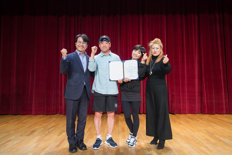 Young-1686.jpg 이미지