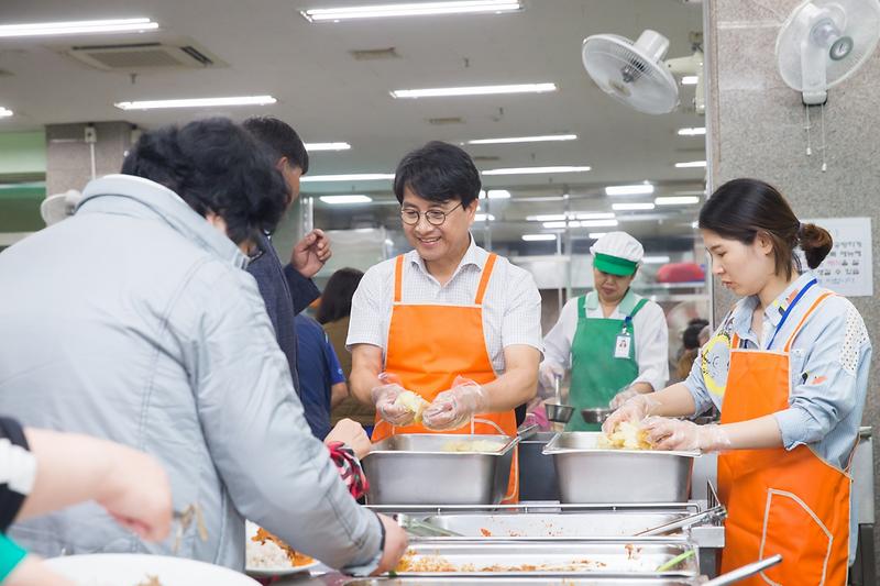 Young-1935.jpg 이미지