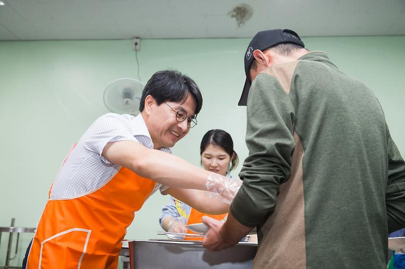 Young-1993.jpg 이미지