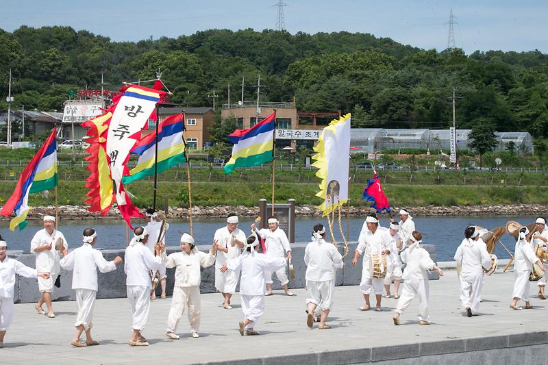 Young-2124.jpg 이미지