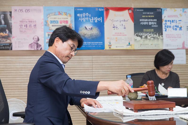 Young-2157.jpg 이미지