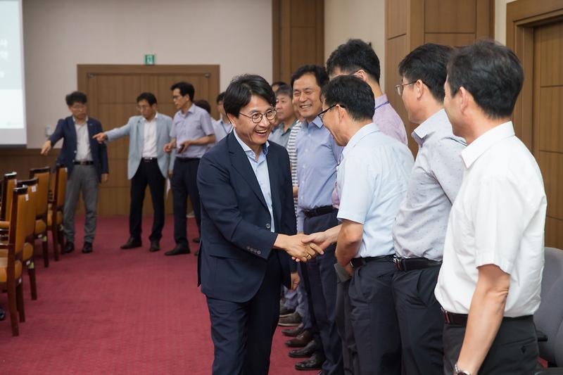 Young-2173.jpg 이미지