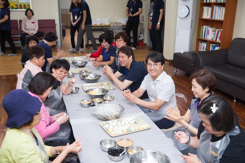 Young-2215.jpg 이미지