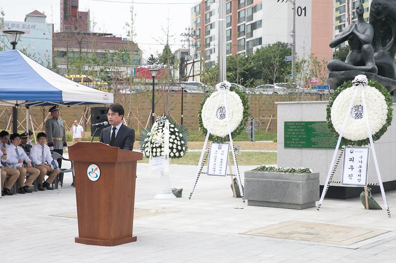 Young-2340.jpg 이미지