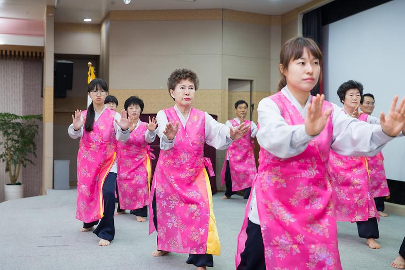 Young-2717.jpg 이미지