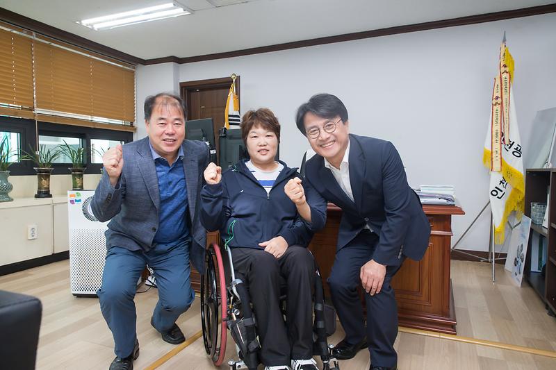 Young-3070.jpg 이미지