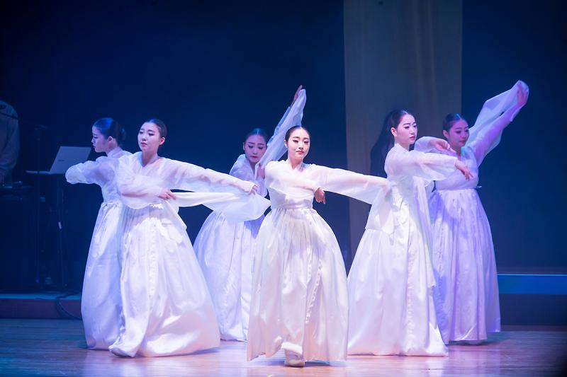 Young-3073.jpg 이미지