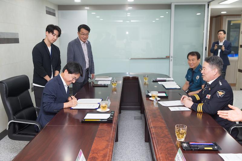 Young-3132.jpg 이미지