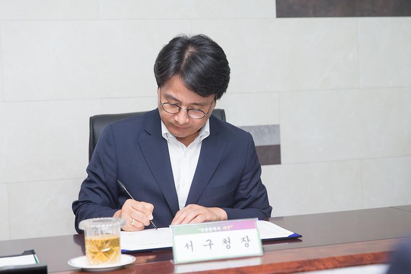 Young-3145.jpg 이미지