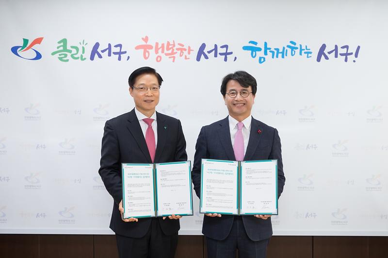 Young-3214.jpg 이미지