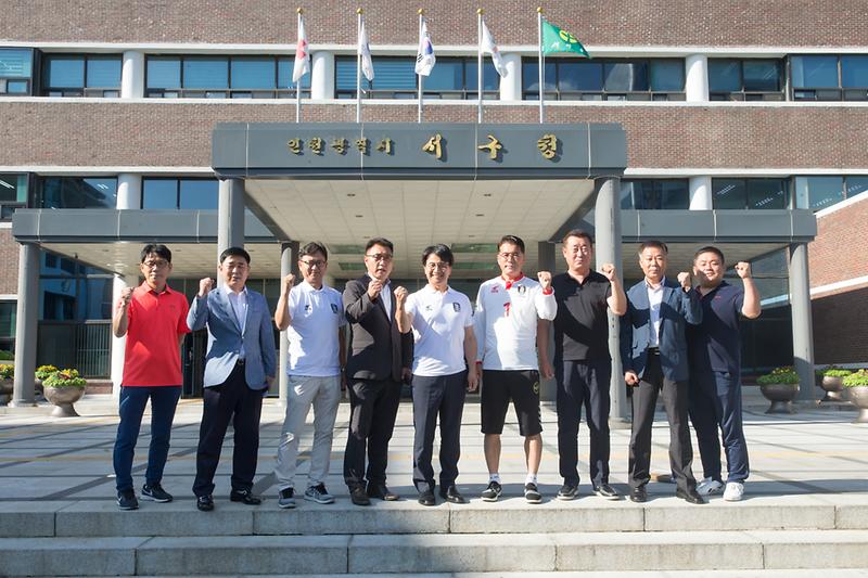 Young-3233.jpg 이미지