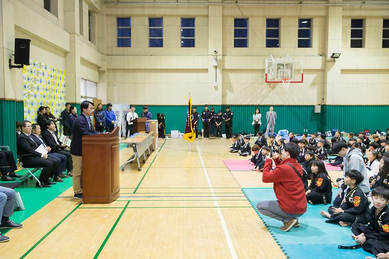 Young-3246.jpg 이미지