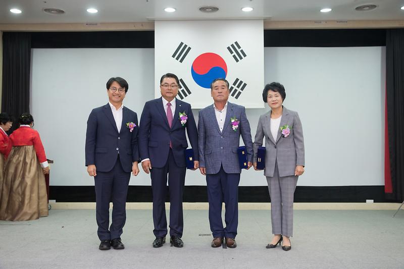 Young-3250.jpg 이미지