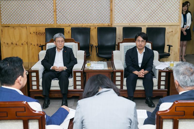 Young-3252.jpg 이미지