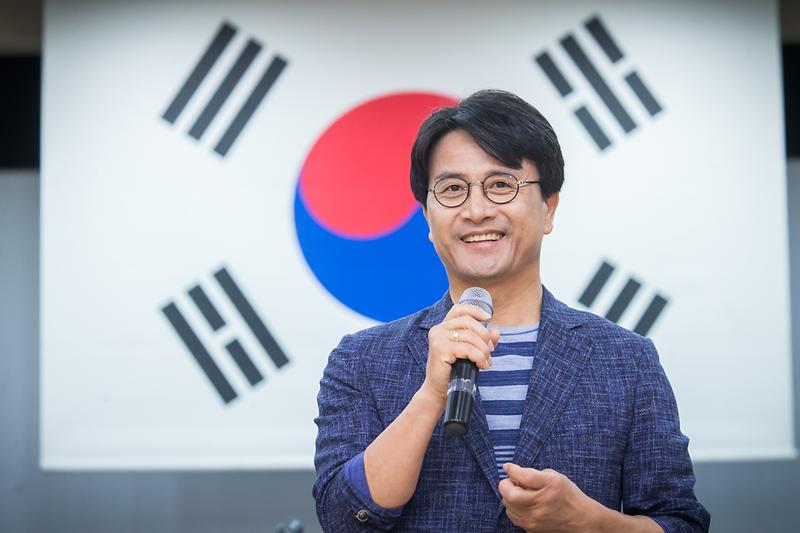 Young-3537.jpg 이미지