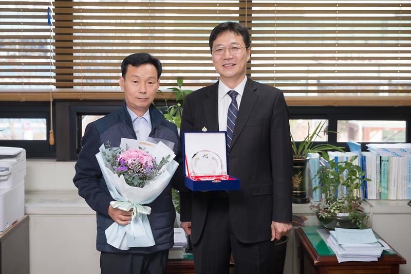 Young-3834.jpg 이미지