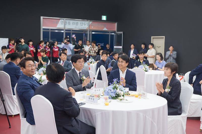 Young-4078.jpg 이미지