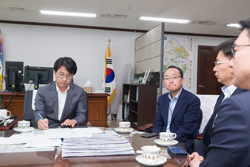 Young-4103.jpg 이미지