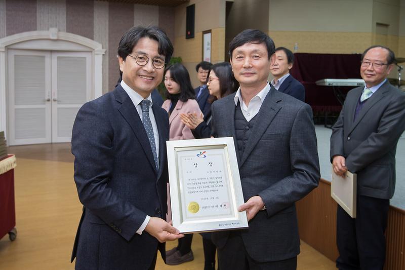 Young-4151.jpg 이미지