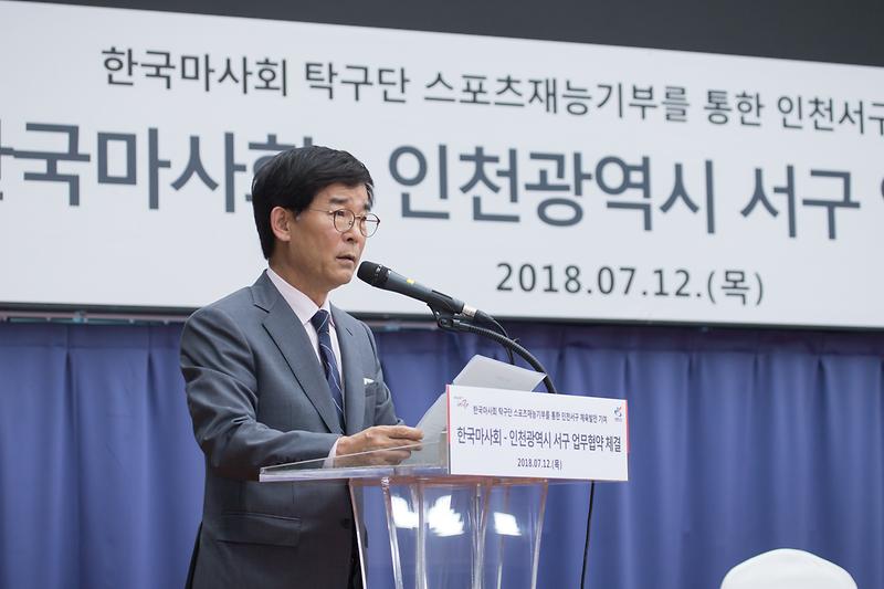 Young-4151.jpg 이미지