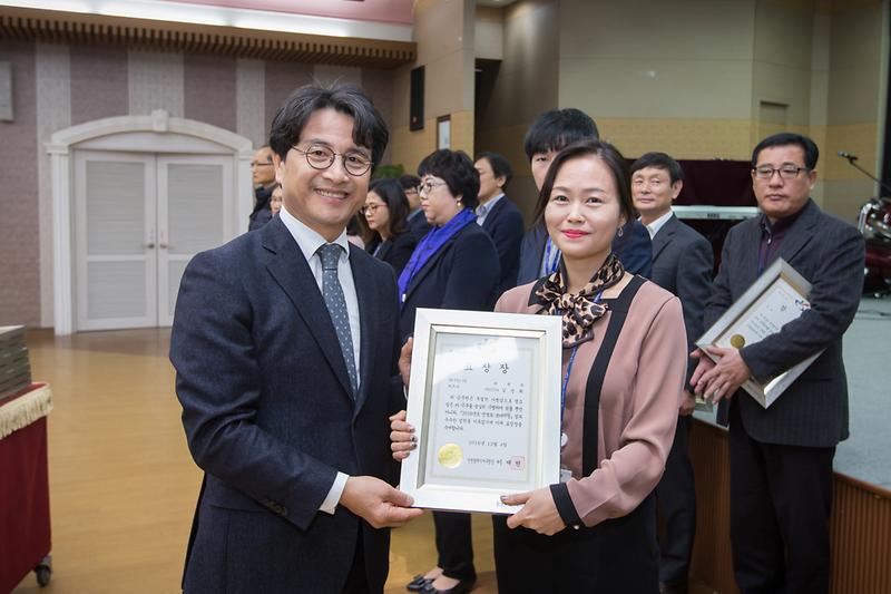 Young-4166.jpg 이미지