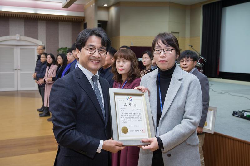 Young-4184.jpg 이미지