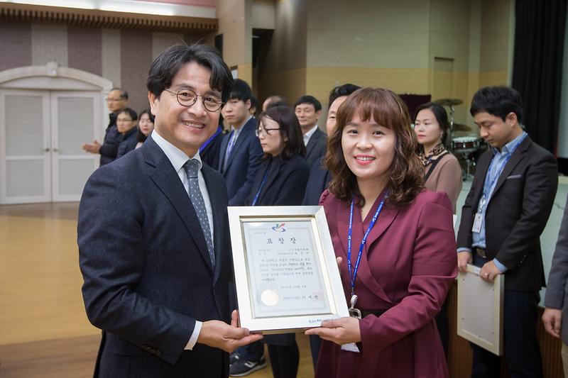 Young-4190.jpg 이미지