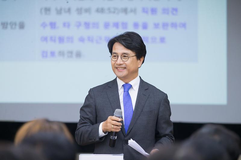 Young-4211.jpg 이미지