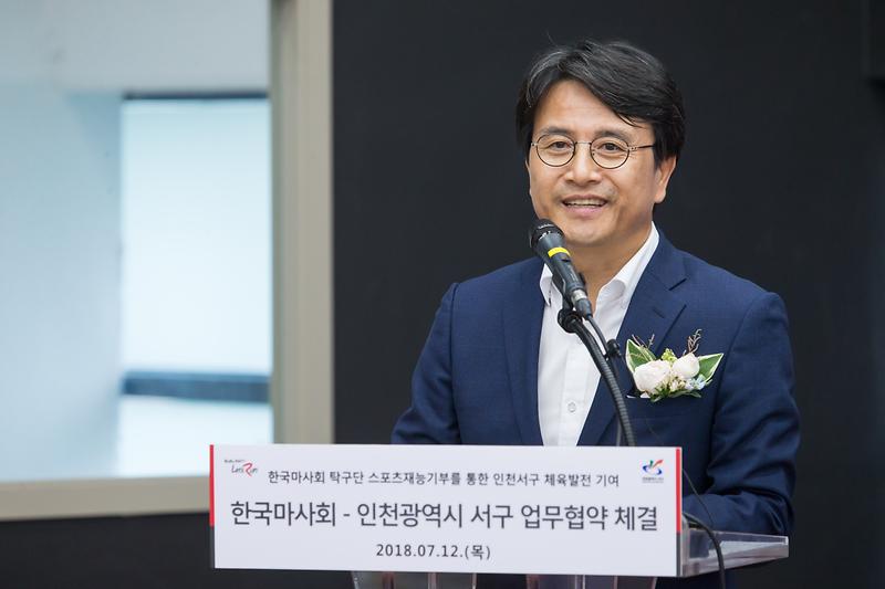 Young-4221.jpg 이미지