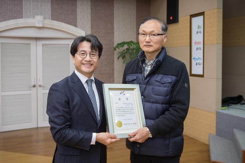 Young-4239.jpg 이미지