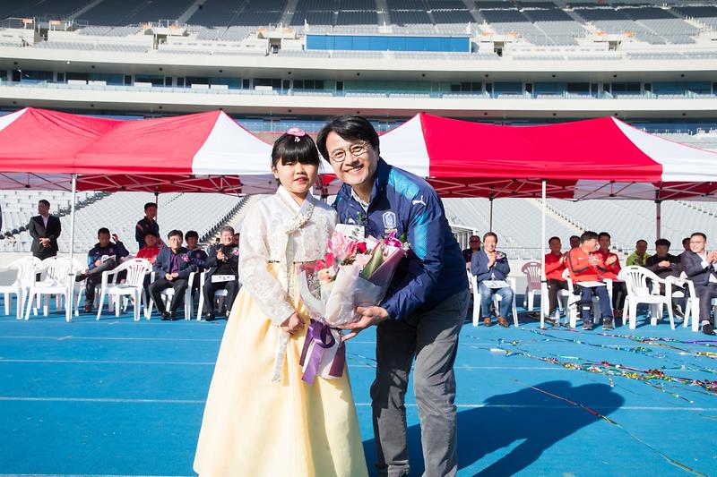 Young-4250.jpg 이미지