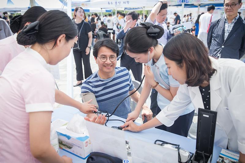 Young-4406.jpg 이미지