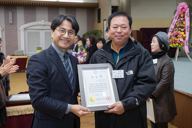 Young-4417.jpg 이미지