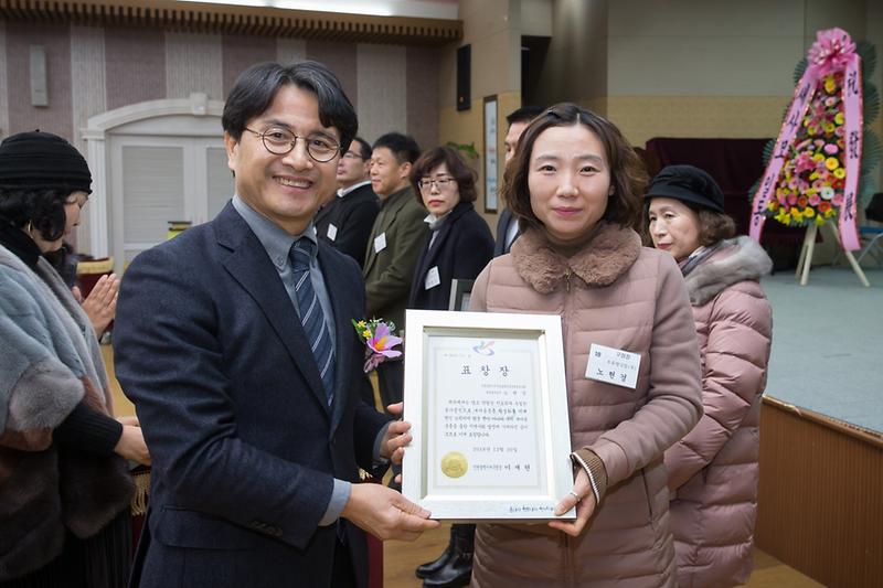 Young-4523.jpg 이미지