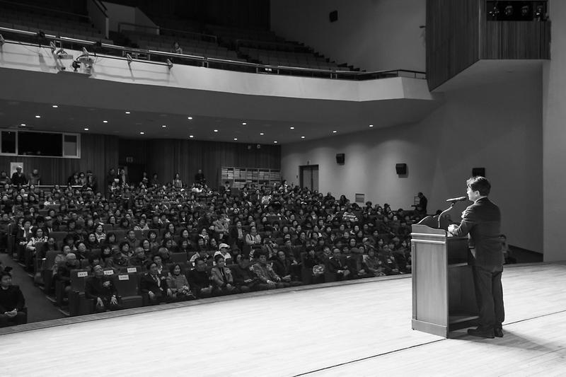 Young-4564.jpg 이미지