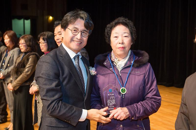 Young-4716.jpg 이미지