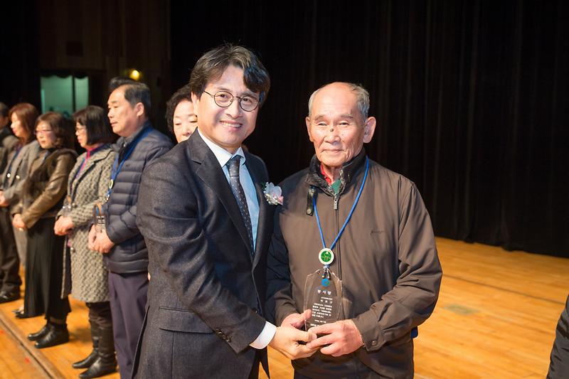 Young-4722.jpg 이미지