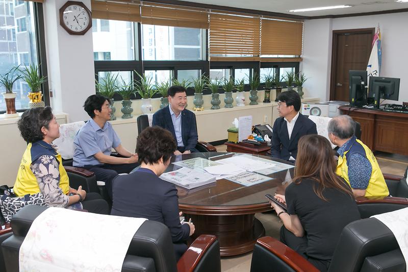 Young-4774.jpg 이미지