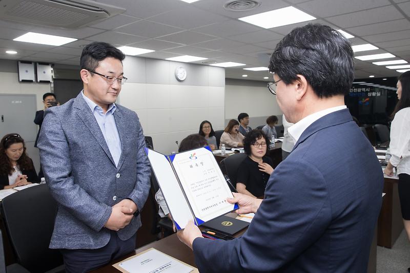 Young-4782.jpg 이미지