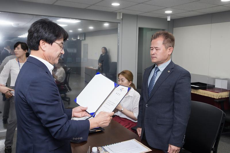 Young-4819.jpg 이미지