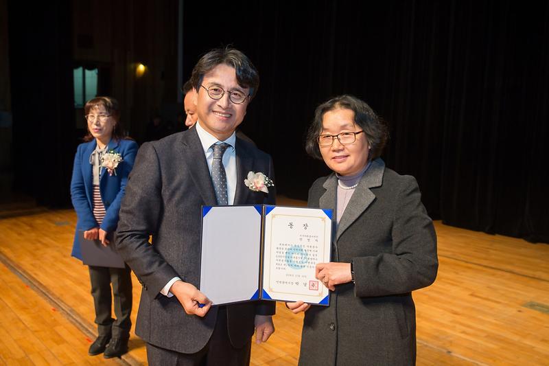 Young-4821.jpg 이미지