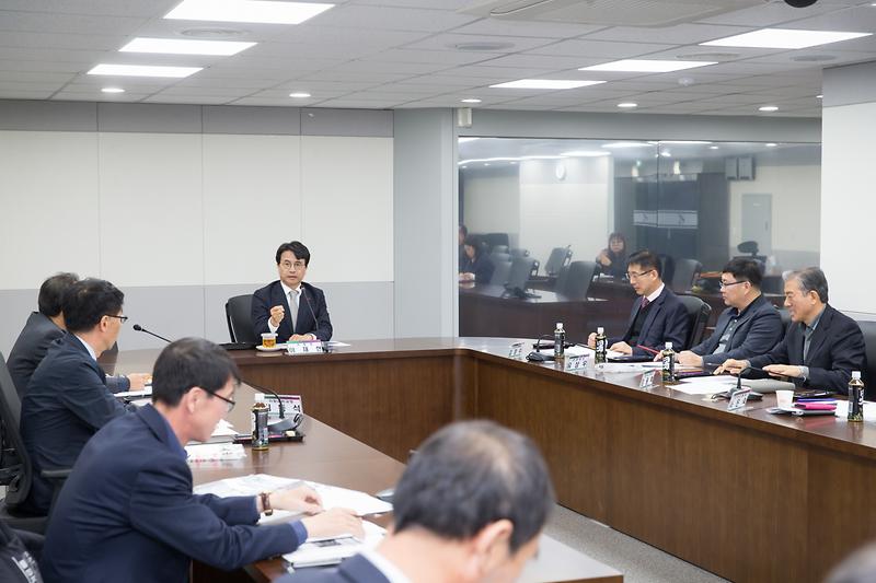 Young-4888.jpg 이미지