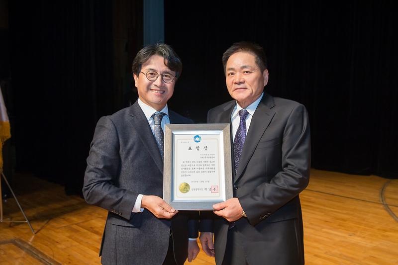 Young-4900.jpg 이미지