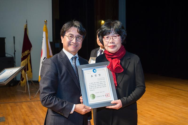 Young-4909.jpg 이미지