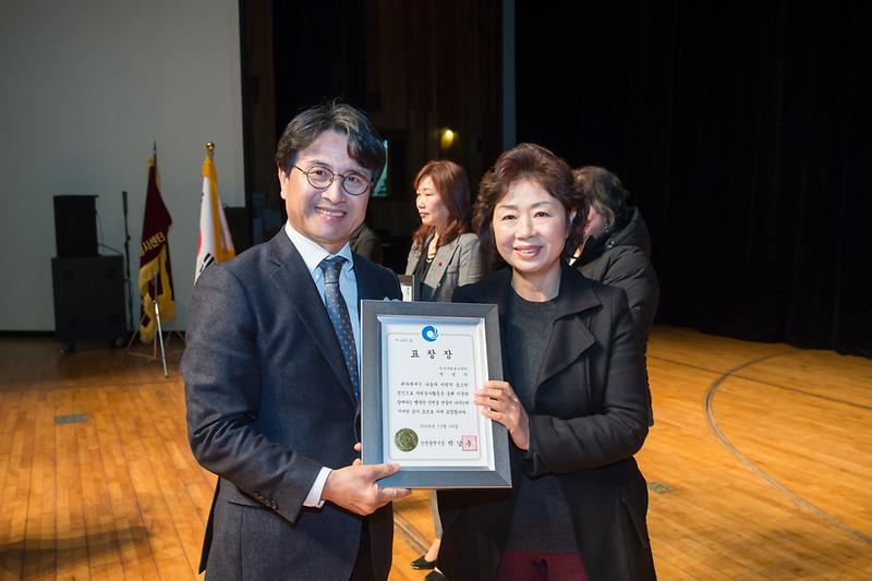 Young-4940.jpg 이미지