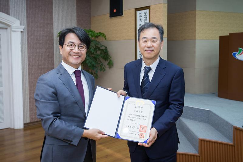 Young-4995.jpg 이미지