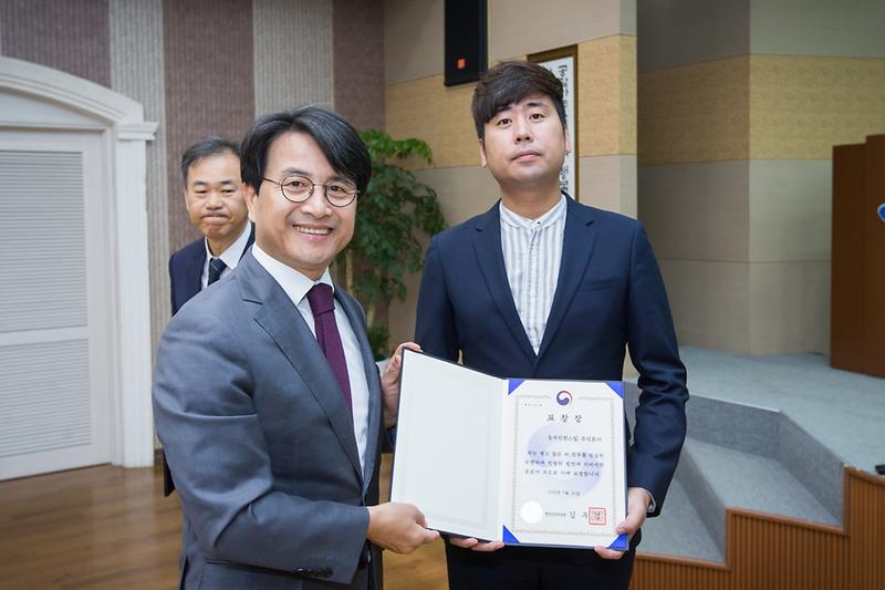 Young-5009.jpg 이미지